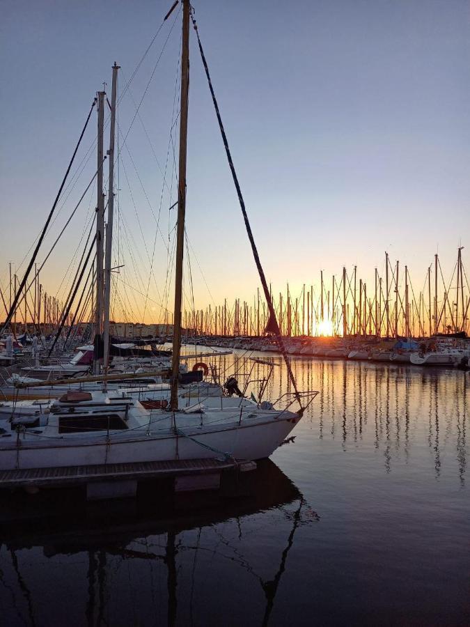 Le Clin D'Oeil Sur Le Port. Apartment Gruissan Exterior foto